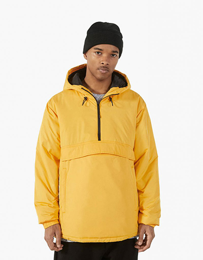 Sepatu Sneakers Casual